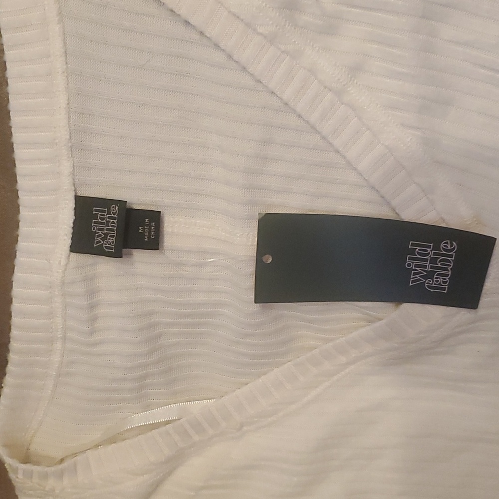 SOLD Wild Fable Sweater - Picture 2 of 4